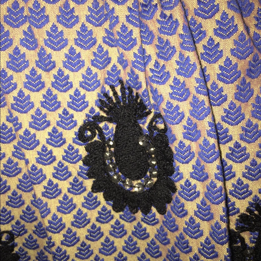 Embellished skirt
